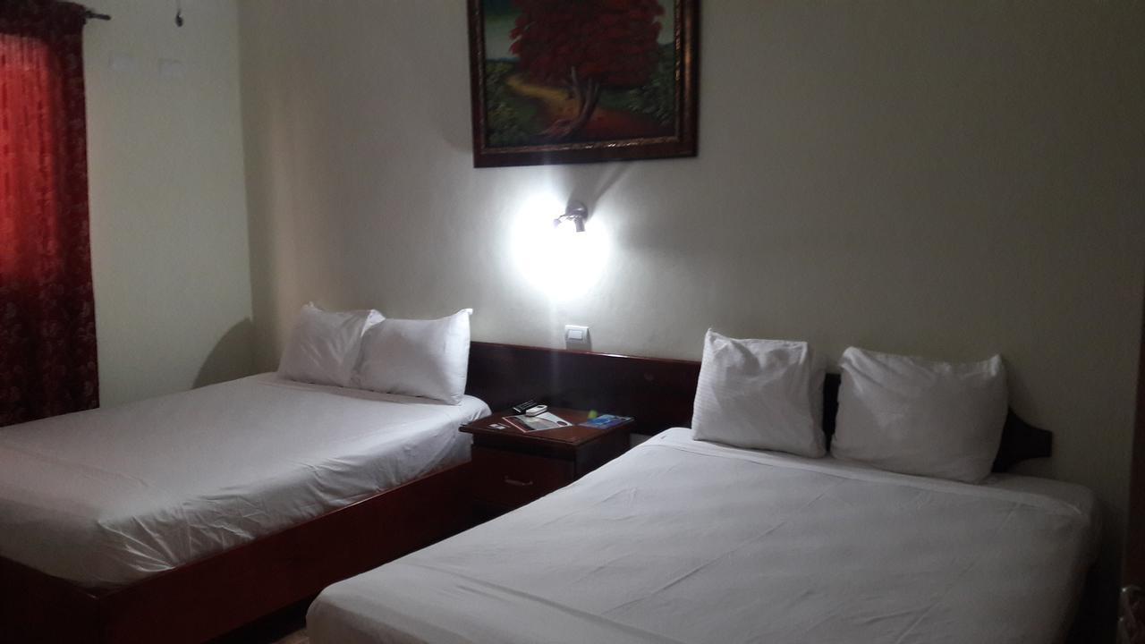 Hotel Samana Spring Buitenkant foto