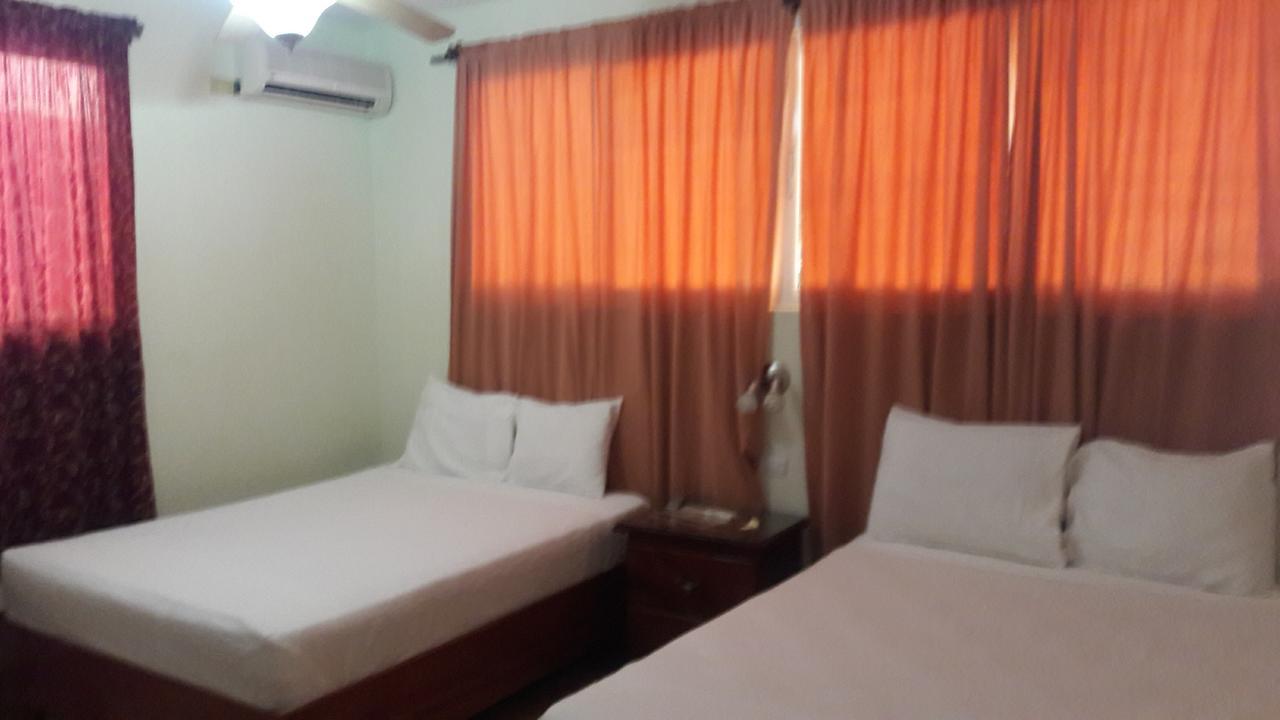 Hotel Samana Spring Buitenkant foto