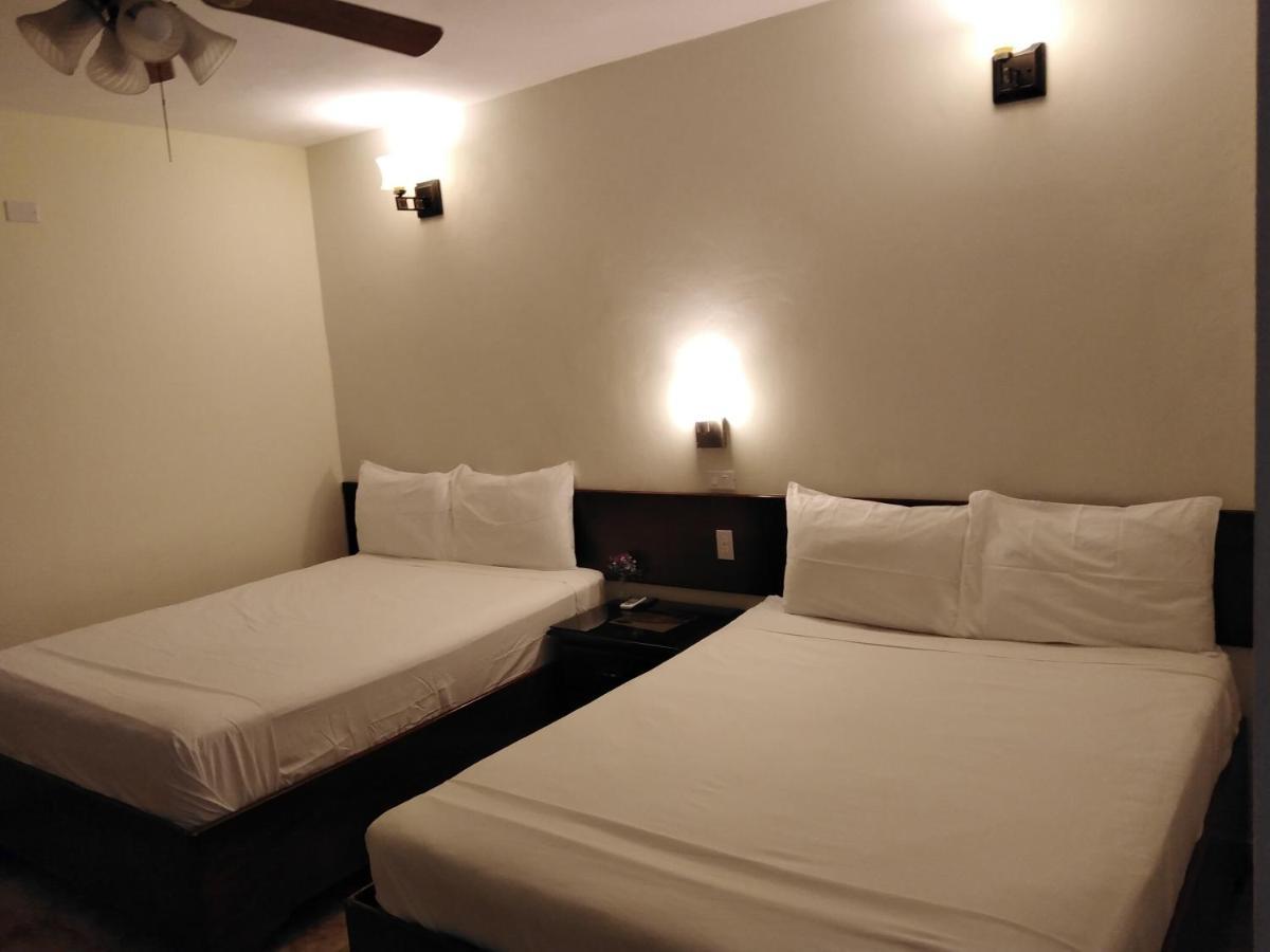 Hotel Samana Spring Buitenkant foto